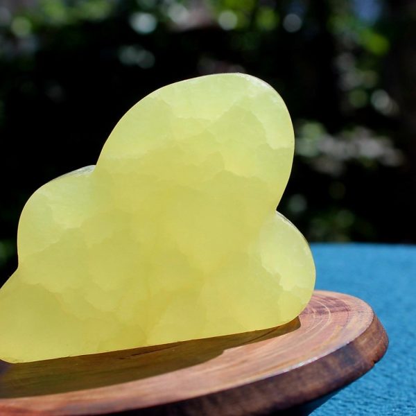 Lemon Calcite Cloud