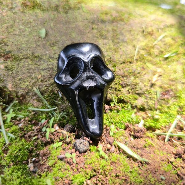 Obsidian Scream Mask
