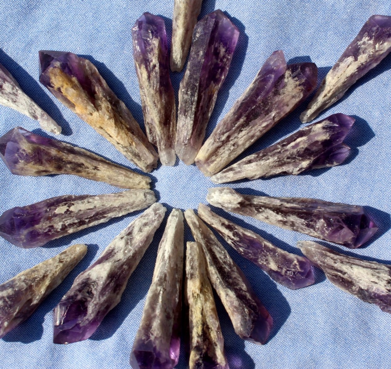 Bahia Amethyst Dragons Tooth - Image 3