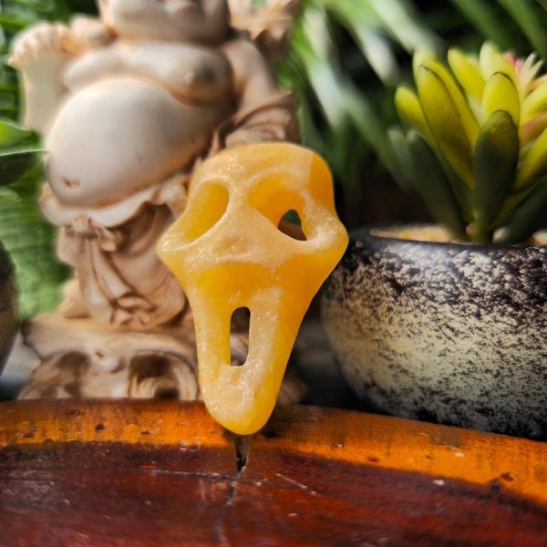 Yellow Calcite Scream Mask